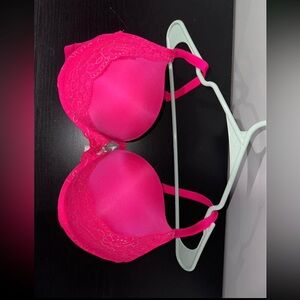 38C Victoria’s Secret Dream Angel Plunge Bra